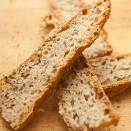 Bio Schwarzkümmel ganz Brot backen